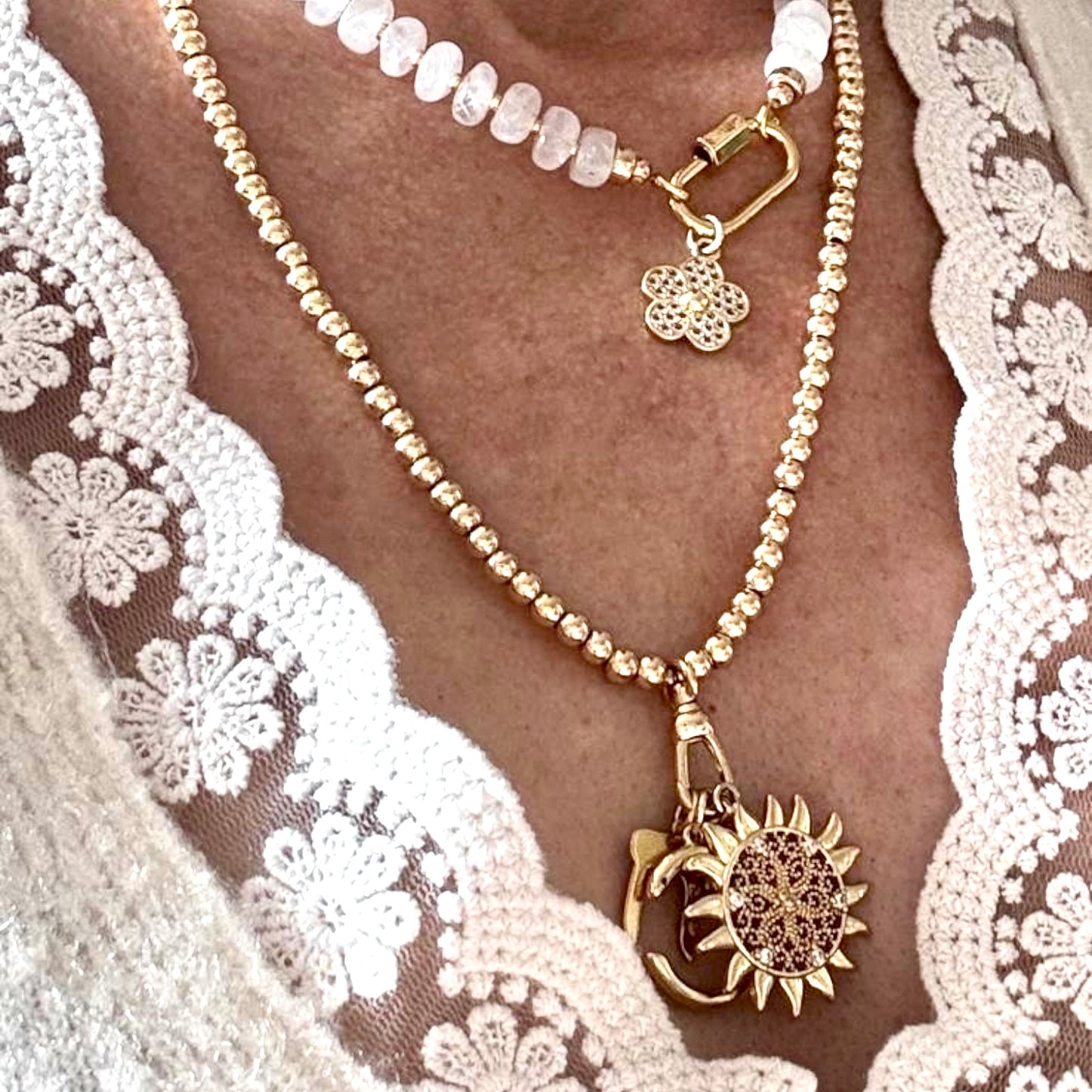 Julz Gold Baubles Charm Holder