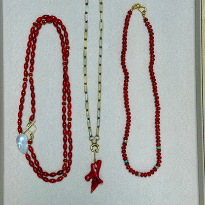 LOULOU Red Bamboo Coral Beaded Necklace with Baroque Pearl