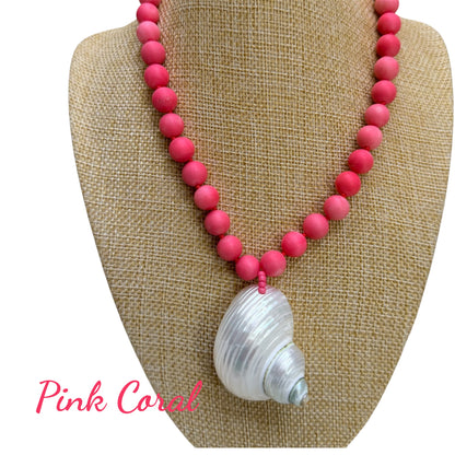 ALBA Chunky Beaded Necklace with Shell Pendant