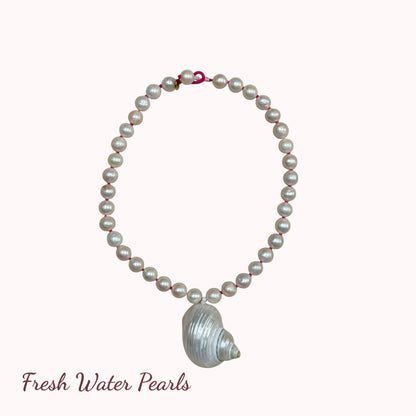 ALBA Chunky Beaded Necklace with Shell Pendant