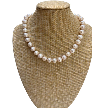Elaine Pearl Choker Necklace