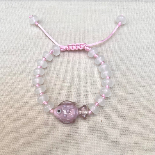 Oshie Chalchedony Fish Bracelet I