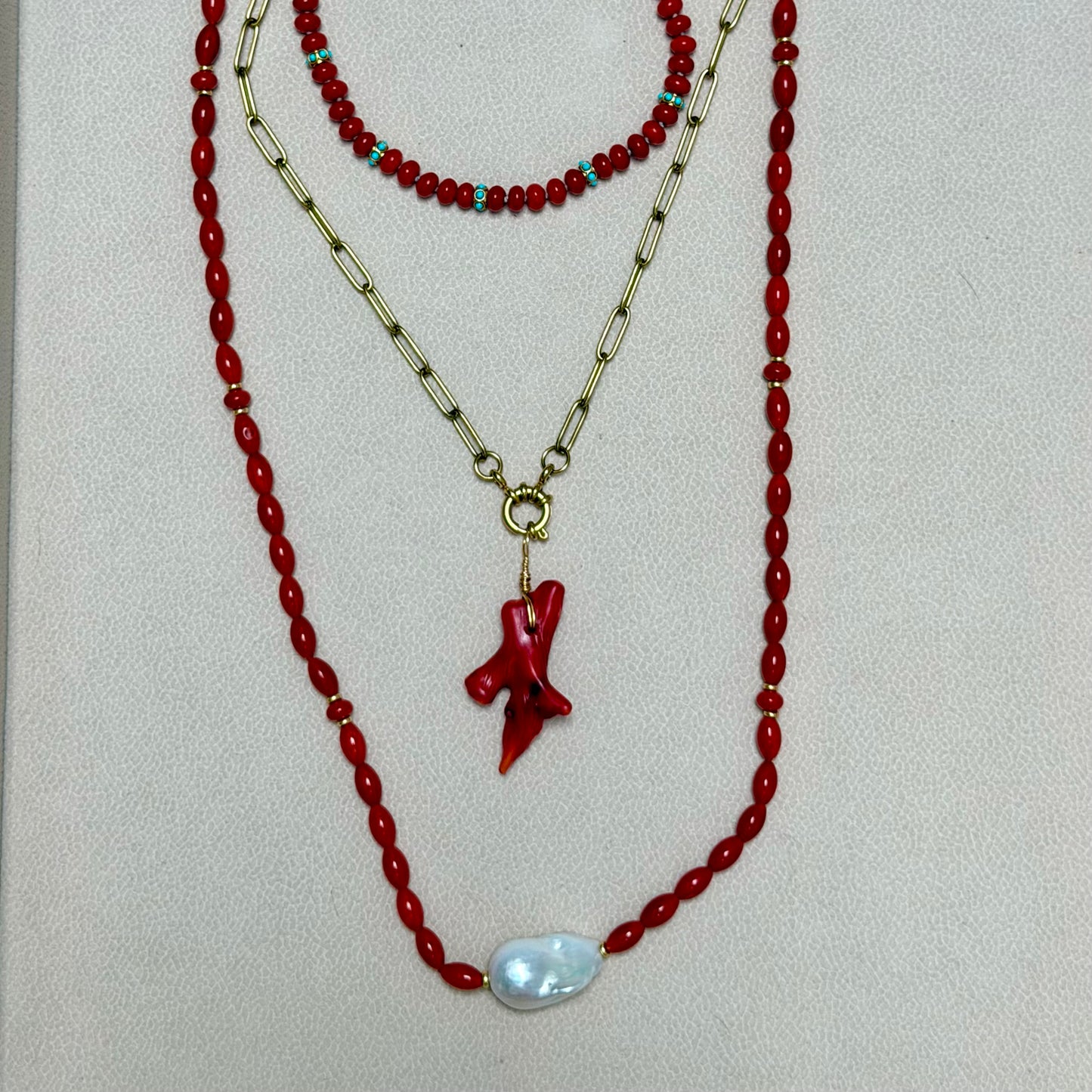 LOULOU Red Bamboo Coral Beaded Necklace with Baroque Pearl