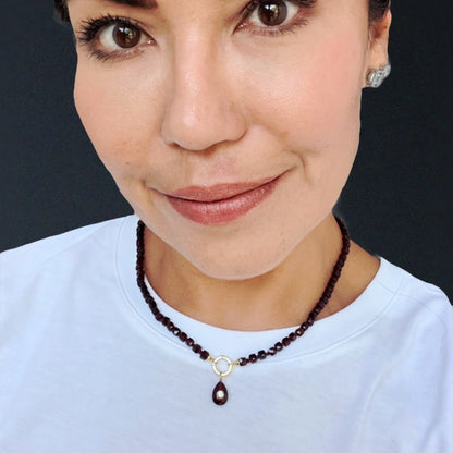 The Sweetie - Garnet Necklace with Pendant