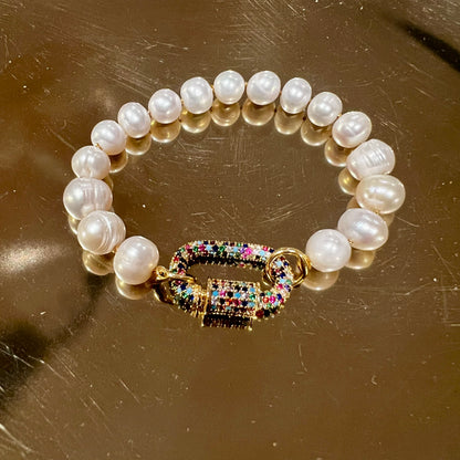 Elaine Pearl Bracelet