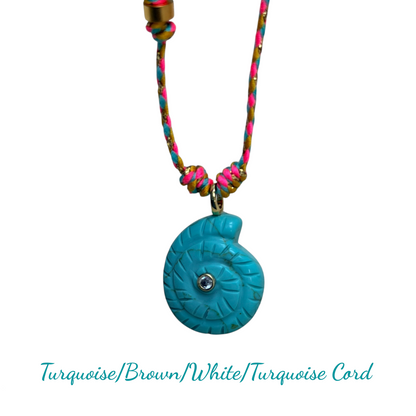 MARINA Conch Shell Pendant Necklace