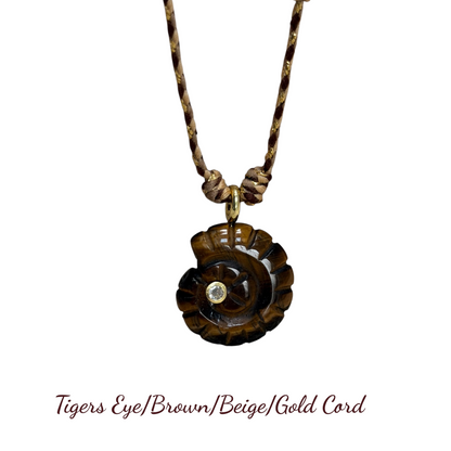 MARINA Conch Shell Pendant Necklace